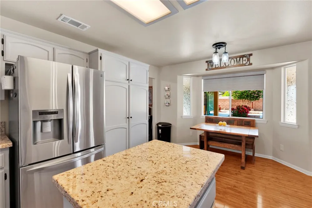16412 Pauhaska Apple Valley, CA 92307