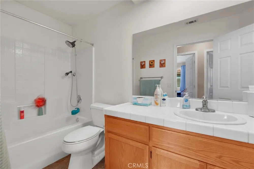 16412 Pauhaska Apple Valley, CA 92307