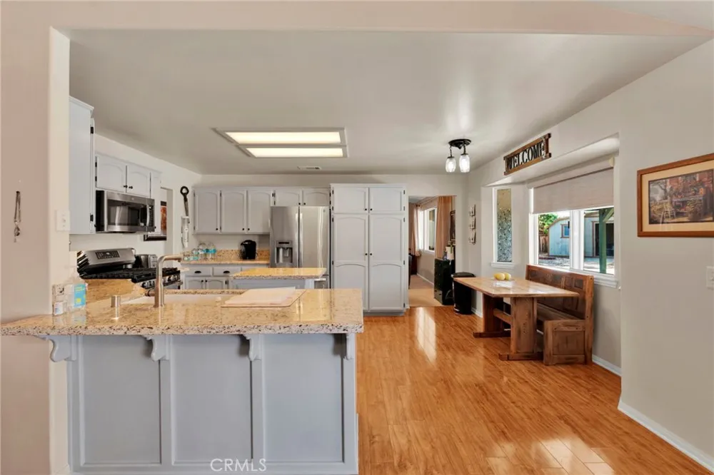 16412 Pauhaska Apple Valley, CA 92307