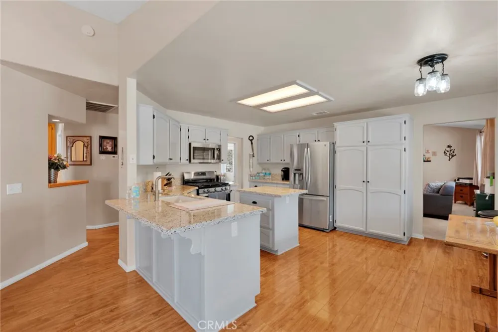 16412 Pauhaska Apple Valley, CA 92307