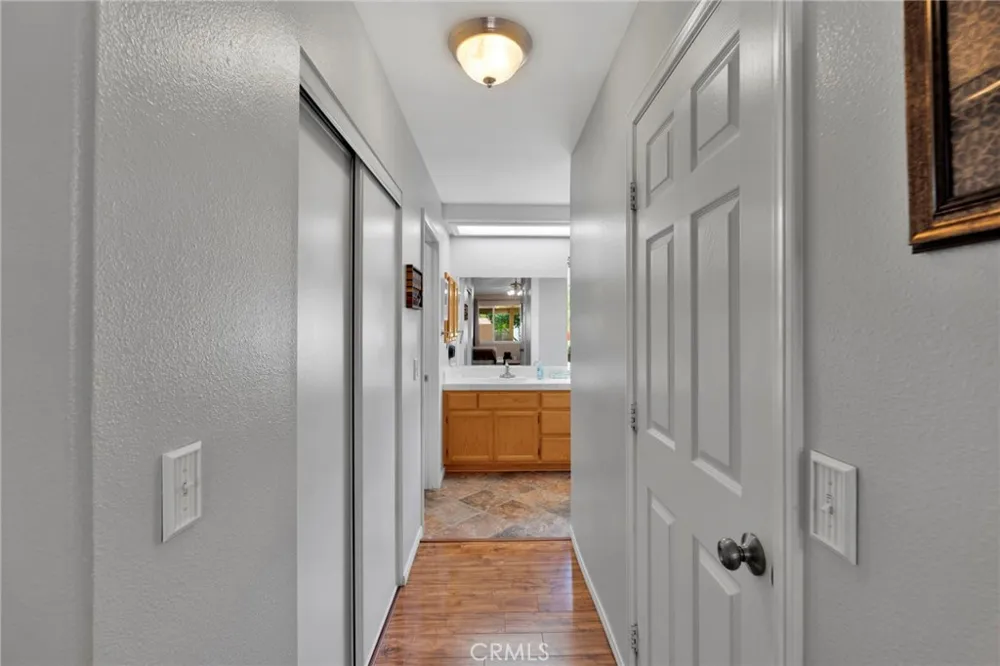 16412 Pauhaska Apple Valley, CA 92307