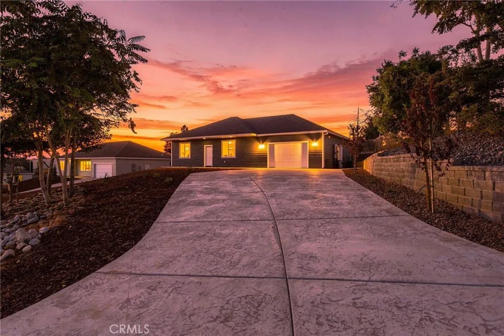 5825 Golden Oaks Road Paradise, CA 95969