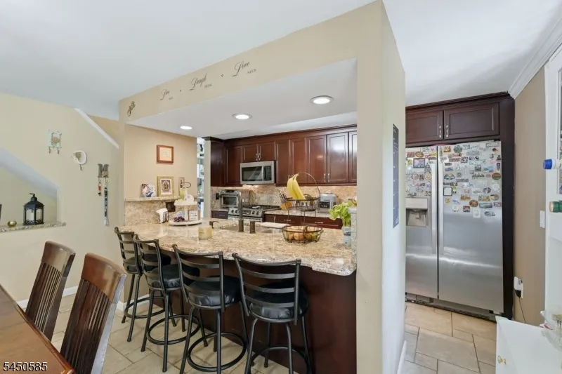 7 Arcata Pl Ringwood, NJ 07456