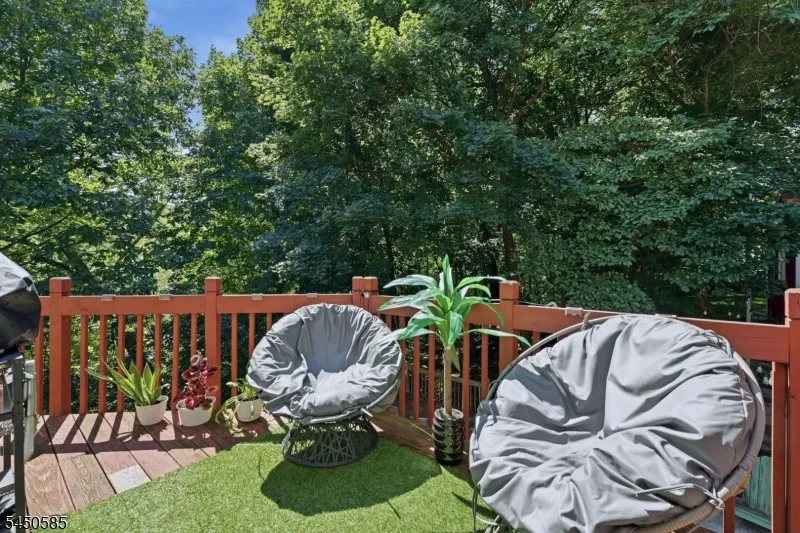 7 Arcata Pl Ringwood, NJ 07456