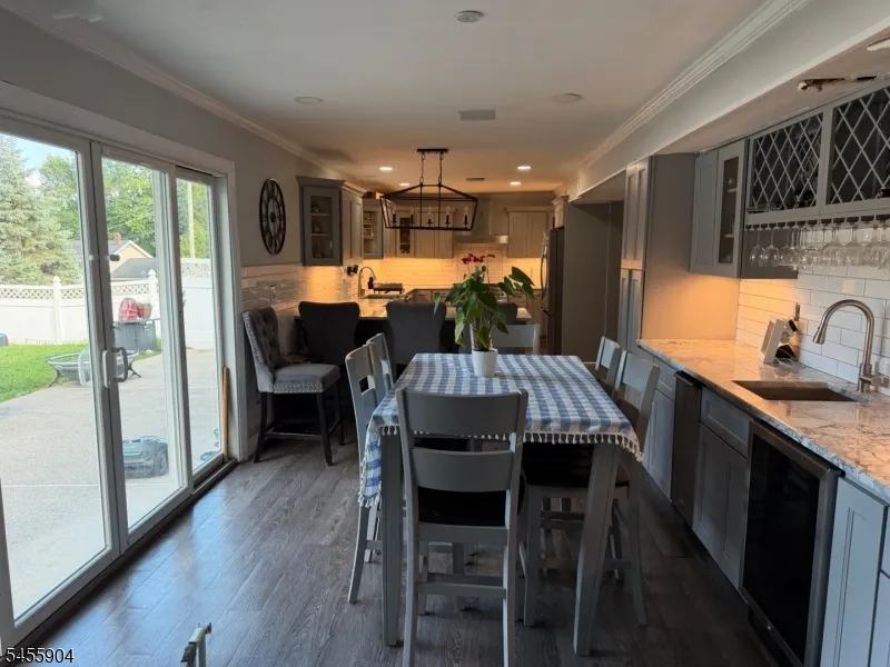 67 Coventry Rd Wayne, NJ 07470