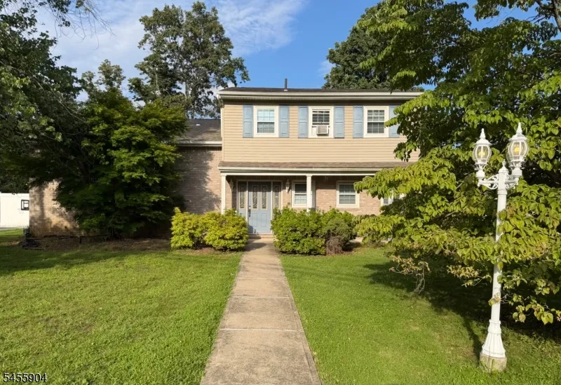 67 Coventry Rd Wayne, NJ 07470
