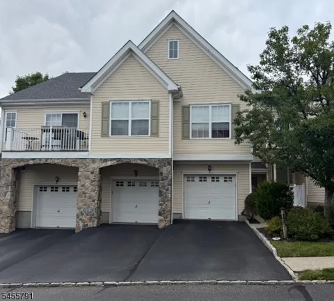 173 Terrace Ct #/16 Unit /16