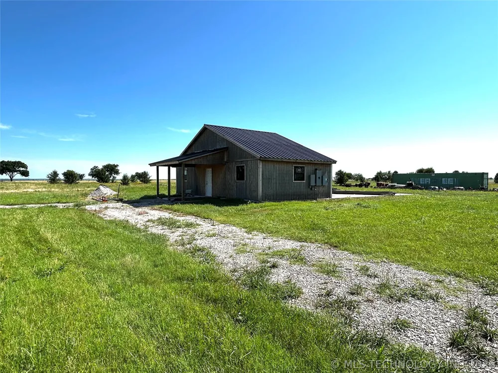 28510 3960 ROAD Ochelata, OK 74051