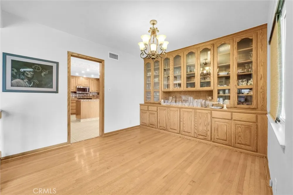 928 S Shasta West Covina, CA 91791