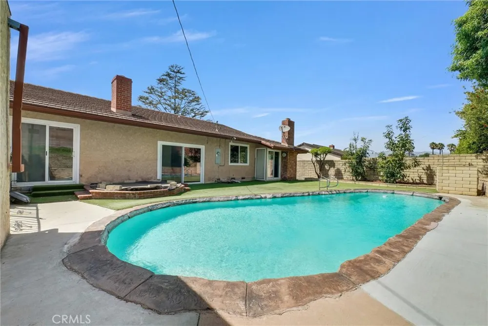 928 S Shasta West Covina, CA 91791