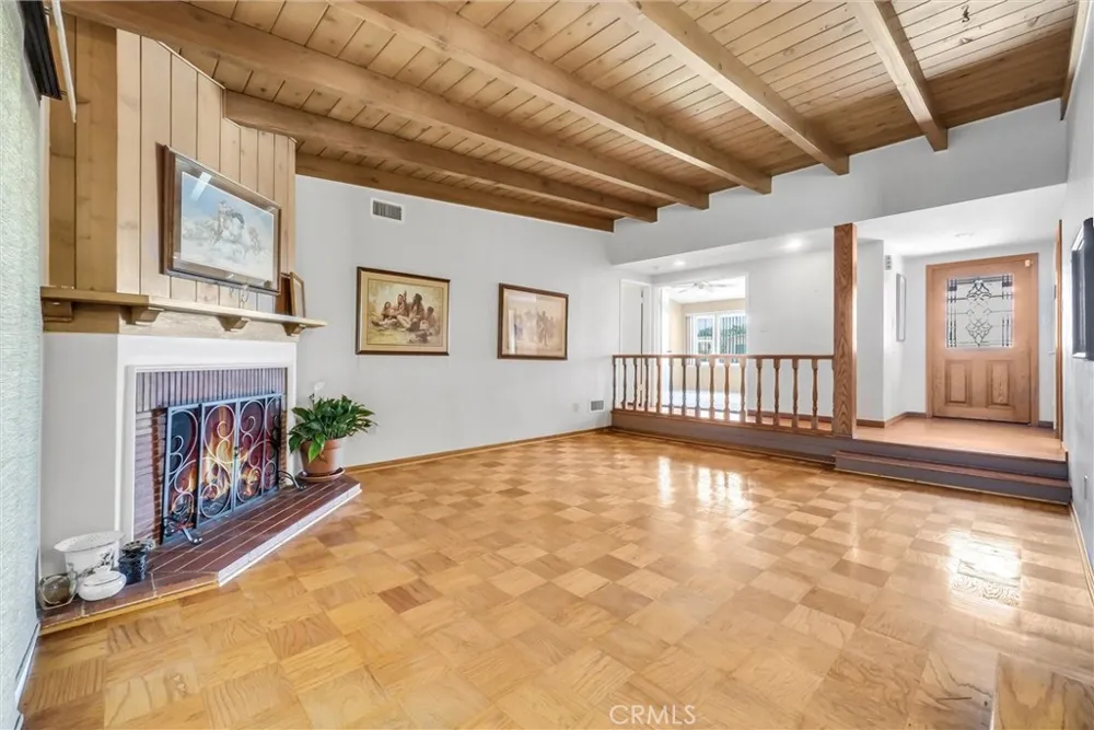 928 S Shasta West Covina, CA 91791