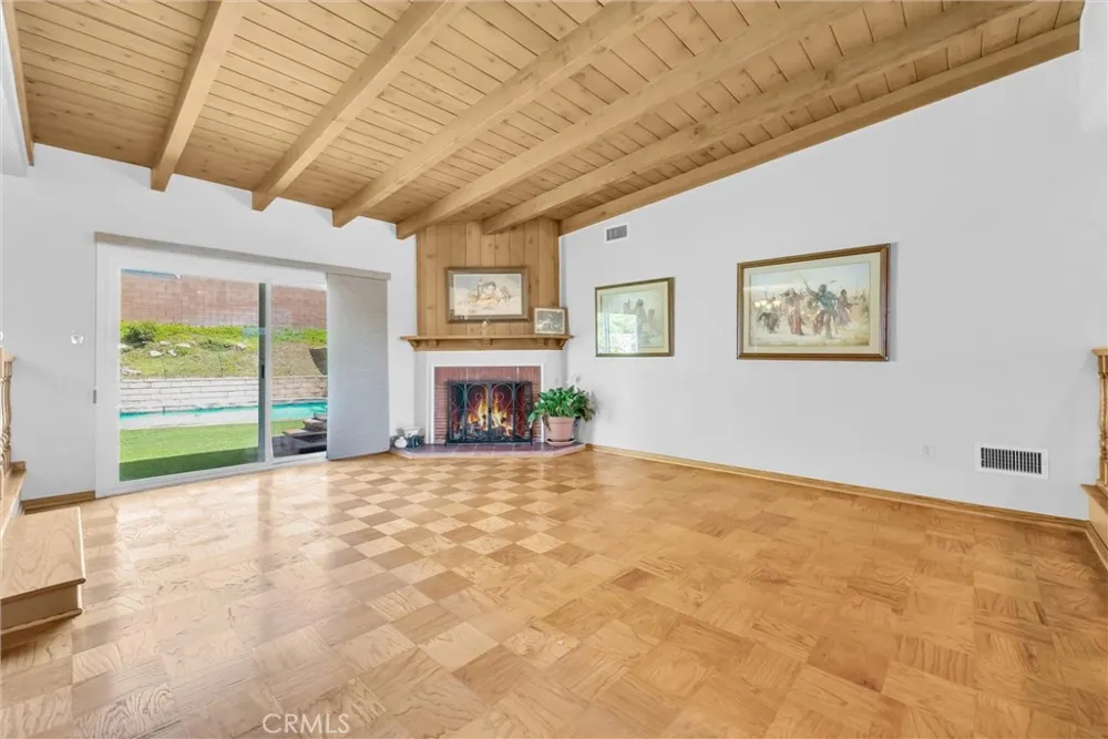 928 S Shasta West Covina, CA 91791
