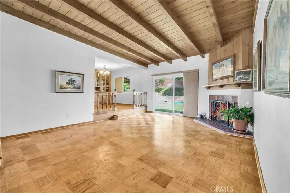 928 S Shasta West Covina, CA 91791