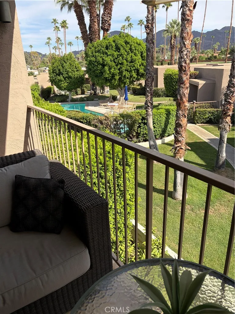 73850 Fairway Drive #203 Palm Desert, CA 92260