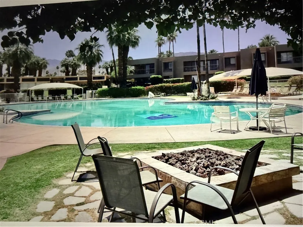 73850 Fairway Drive #203 Palm Desert, CA 92260
