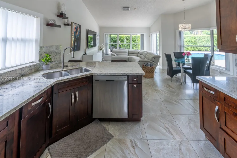 7301 SW 159th Ave Miami, FL 33193