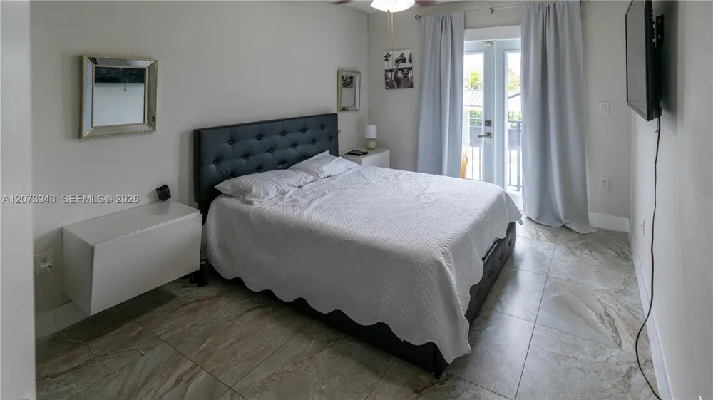 7301 SW 159th Ave Miami, FL 33193