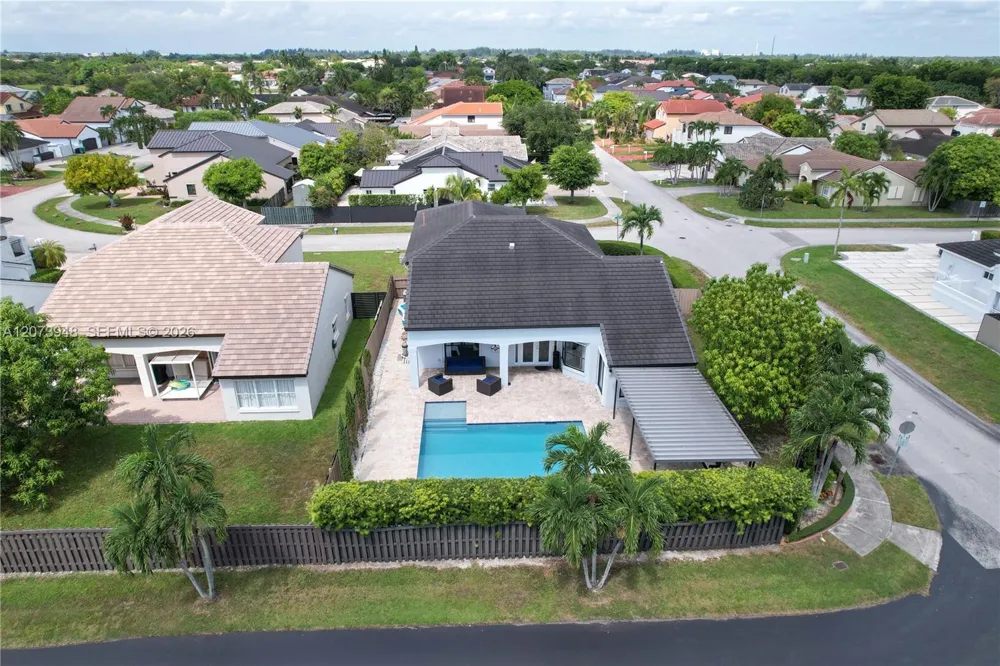 7301 SW 159th Ave Miami, FL 33193