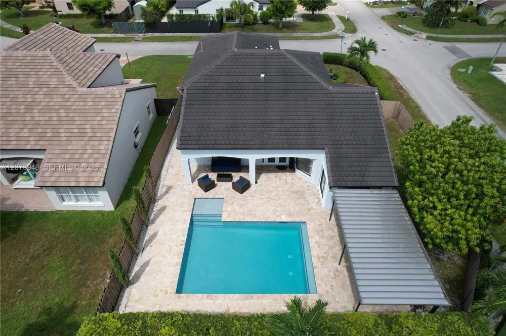 7301 SW 159th Ave Miami, FL 33193