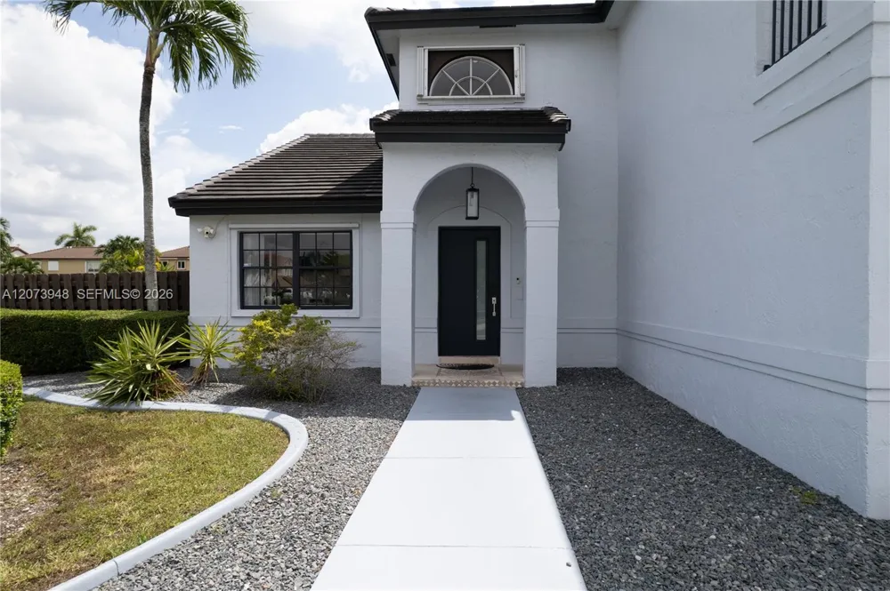7301 SW 159th Ave Miami, FL 33193
