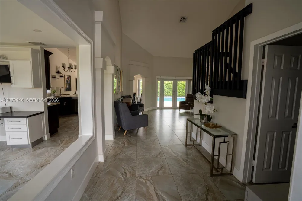 7301 SW 159th Ave Miami, FL 33193
