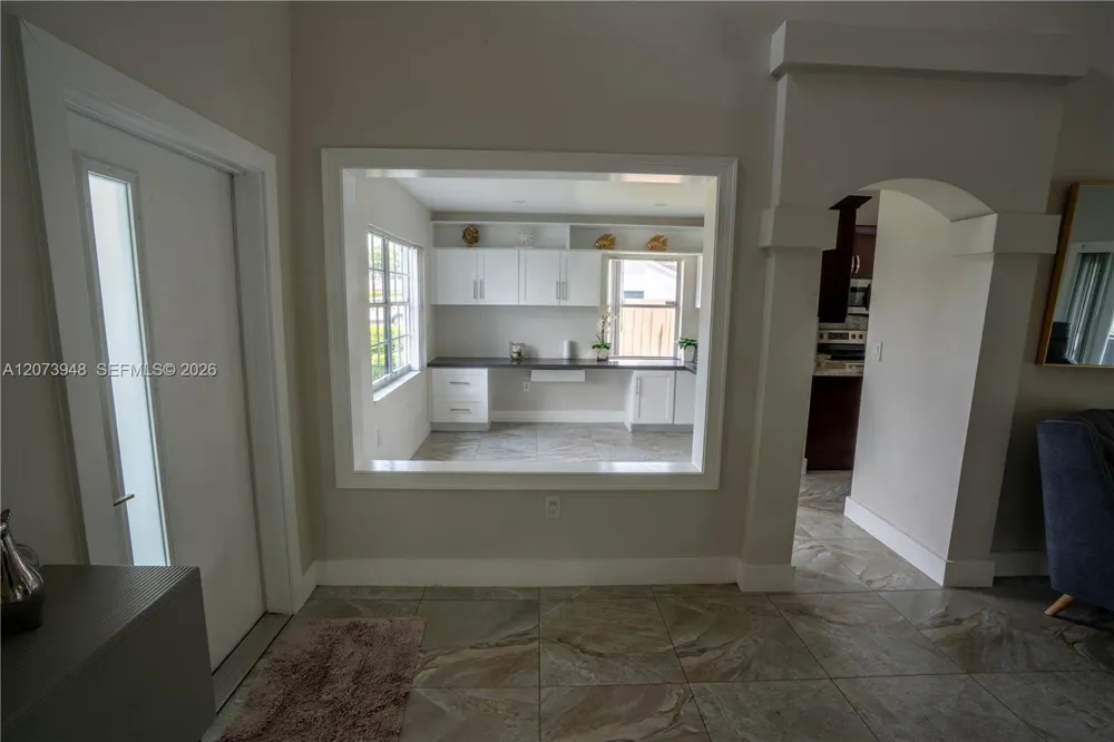 7301 SW 159th Ave Miami, FL 33193