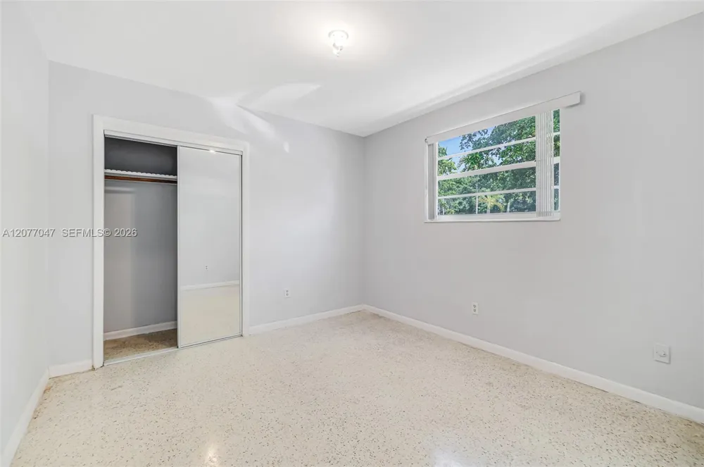 9354 Caribbean Blvd Cutler Bay, FL 33189