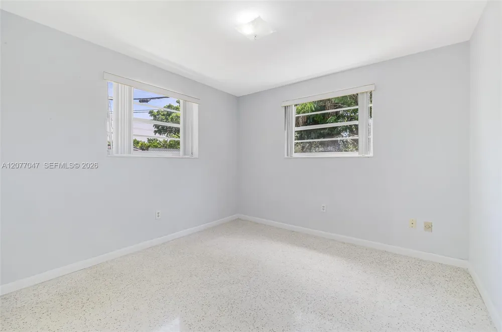 9354 Caribbean Blvd Cutler Bay, FL 33189