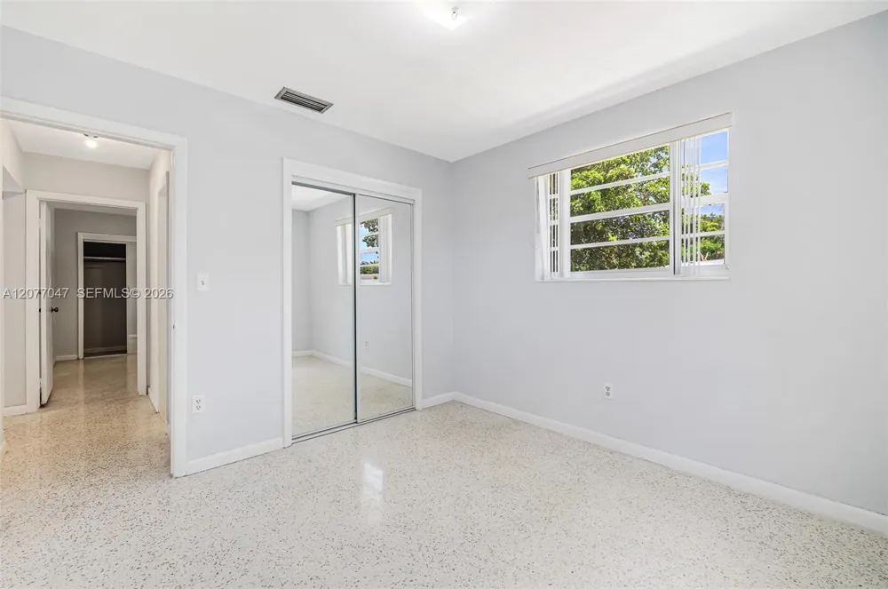 9354 Caribbean Blvd Cutler Bay, FL 33189