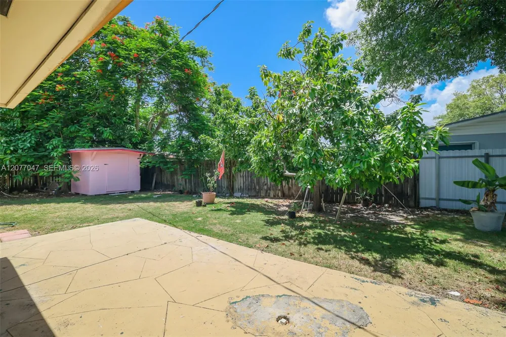 9354 Caribbean Blvd Cutler Bay, FL 33189