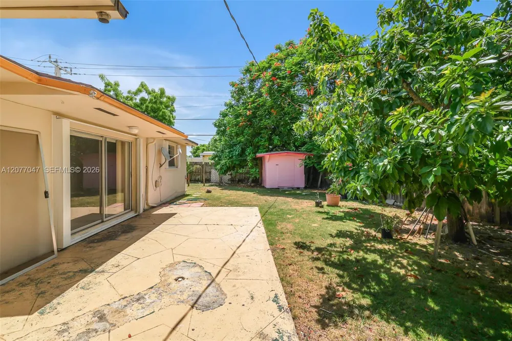 9354 Caribbean Blvd Cutler Bay, FL 33189
