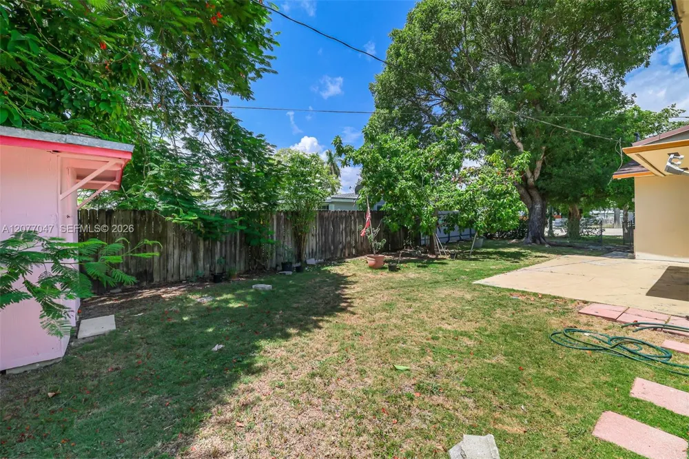 9354 Caribbean Blvd Cutler Bay, FL 33189