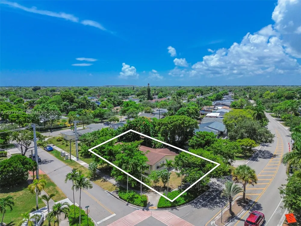 9354 Caribbean Blvd Cutler Bay, FL 33189