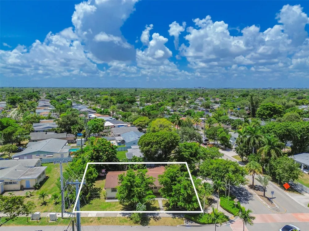 9354 Caribbean Blvd Cutler Bay, FL 33189