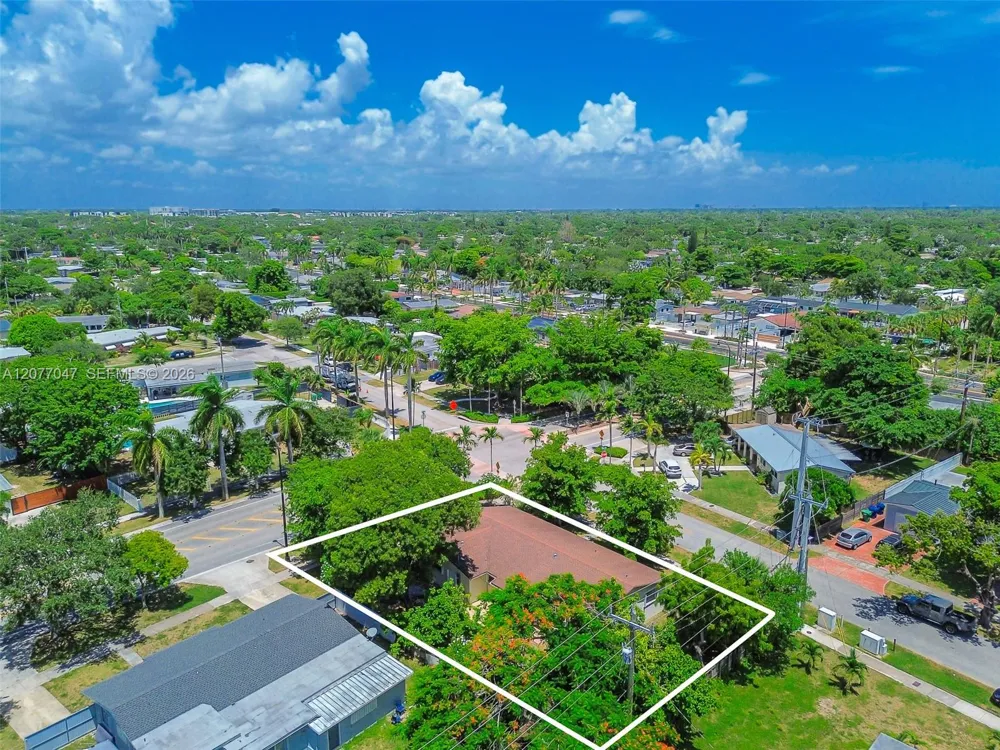 9354 Caribbean Blvd Cutler Bay, FL 33189