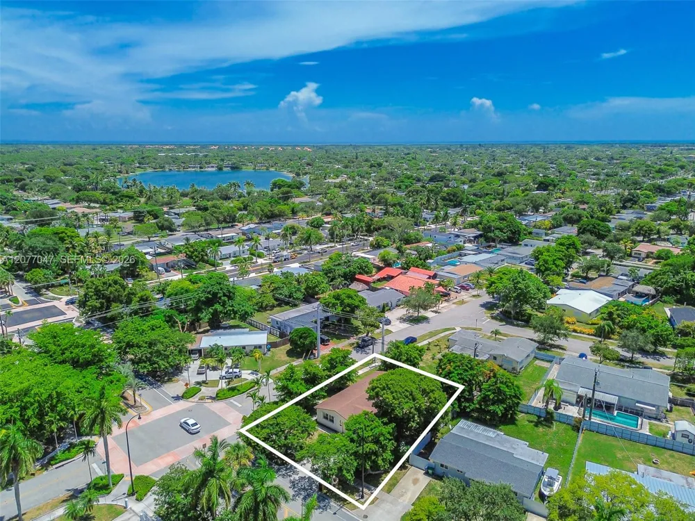 9354 Caribbean Blvd Cutler Bay, FL 33189