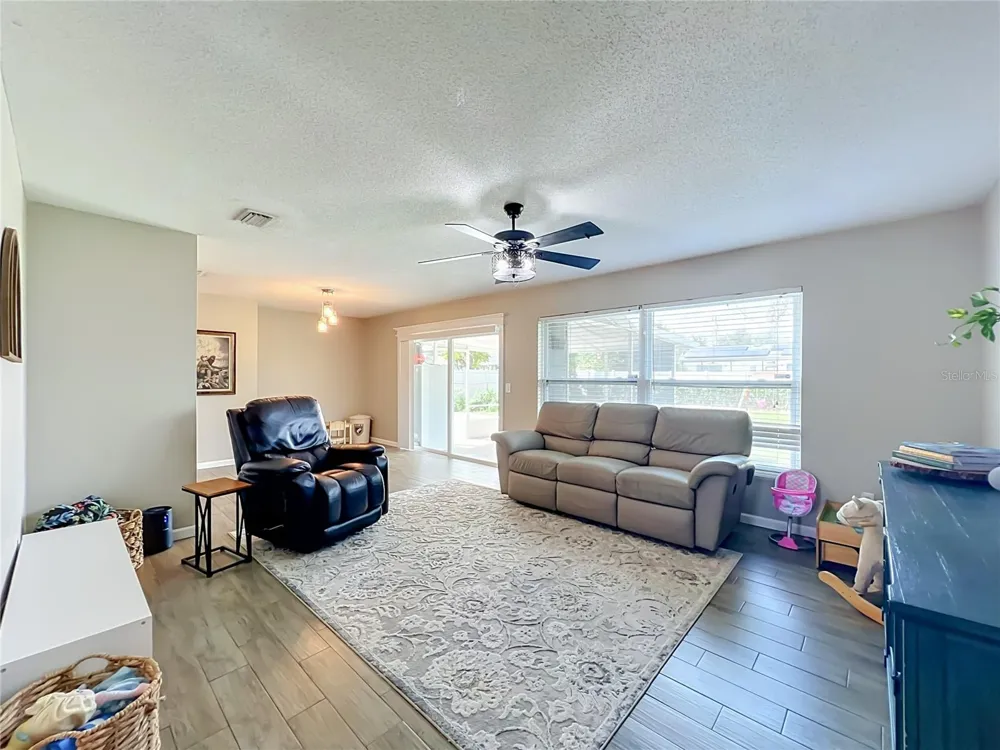 266 CARRIAGE HILL DRIVE Casselberry, FL 32707