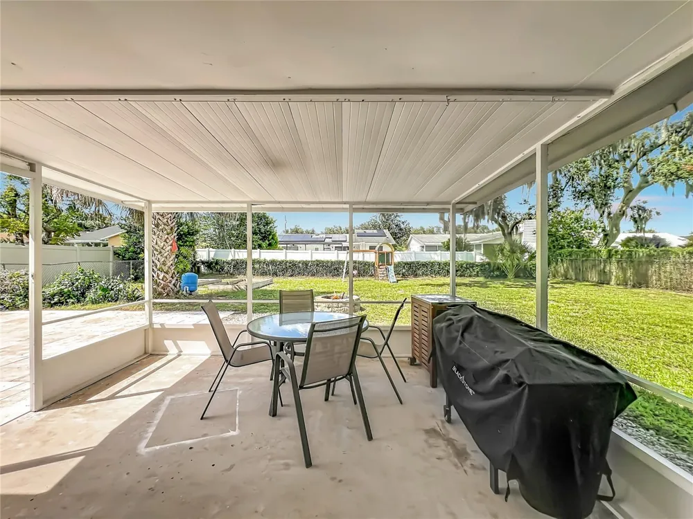 266 CARRIAGE HILL DRIVE Casselberry, FL 32707