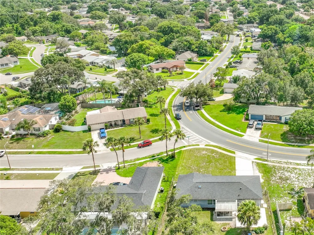 266 CARRIAGE HILL DRIVE Casselberry, FL 32707