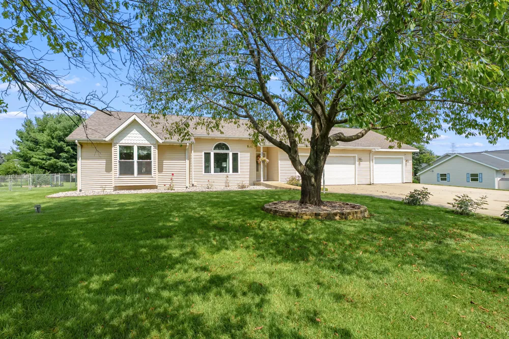 22864 Blackbird Avenue Almena Township, MI 49071