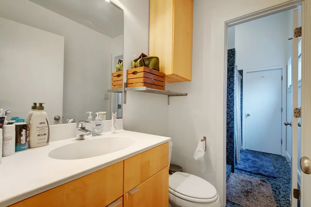 616 W 35th Street #B Austin, TX 78705