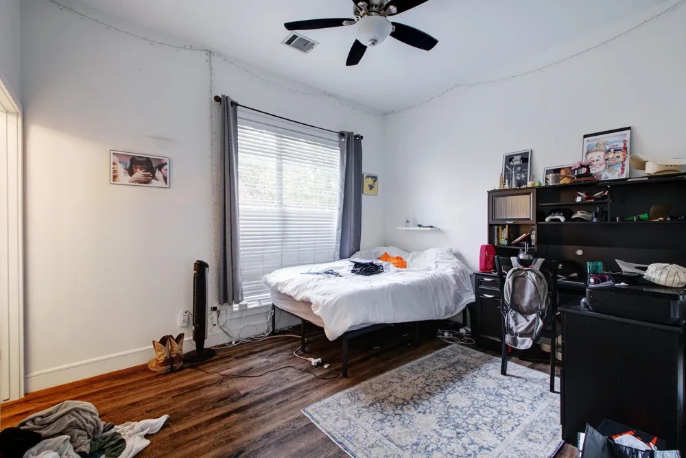 616 W 35th Street #B Austin, TX 78705