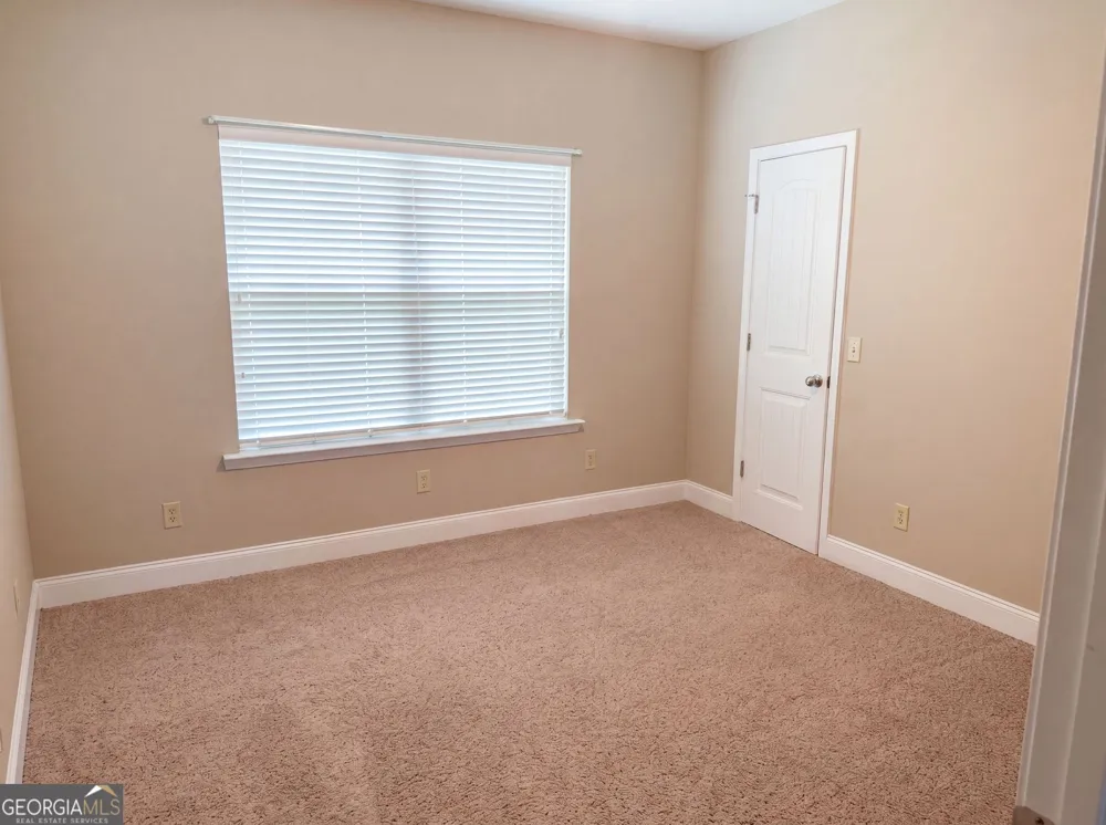 109 Corene AVE Glennville, GA 30427