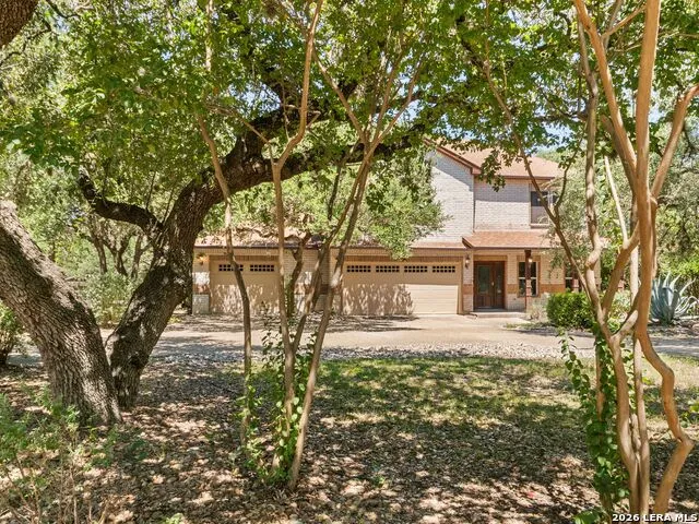 15125 Flying Circle Helotes, TX 78023