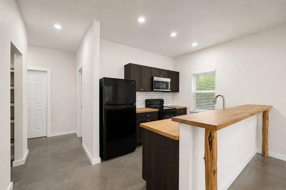 1020 10th Street Hempstead, TX 77445