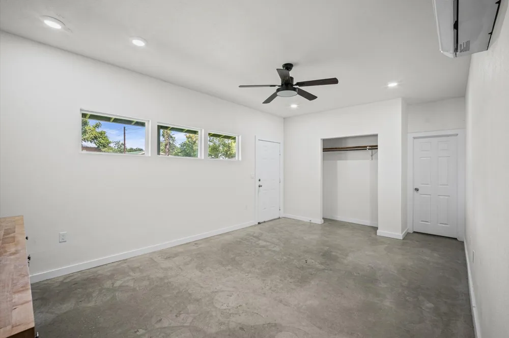 1020 10th Street Hempstead, TX 77445