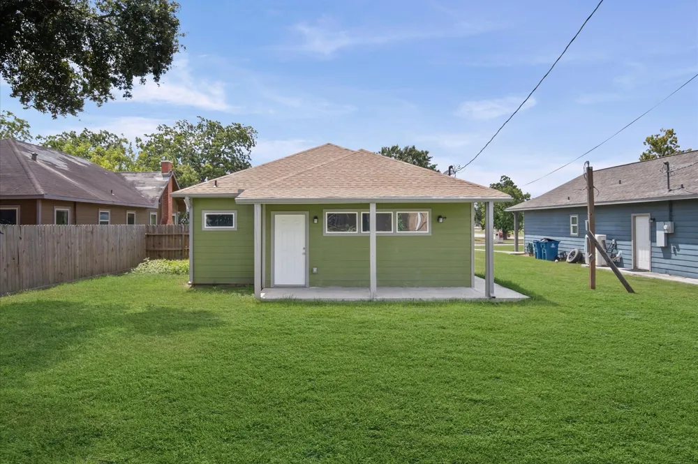 1020 10th Street Hempstead, TX 77445