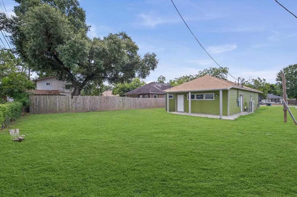 1020 10th Street Hempstead, TX 77445