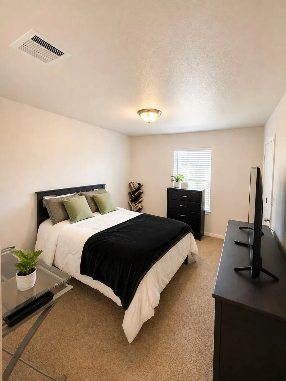 301 Wonderful Life Way Jarrell, TX 76537