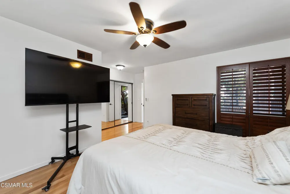 20158 Septo Street Chatsworth, CA 91311